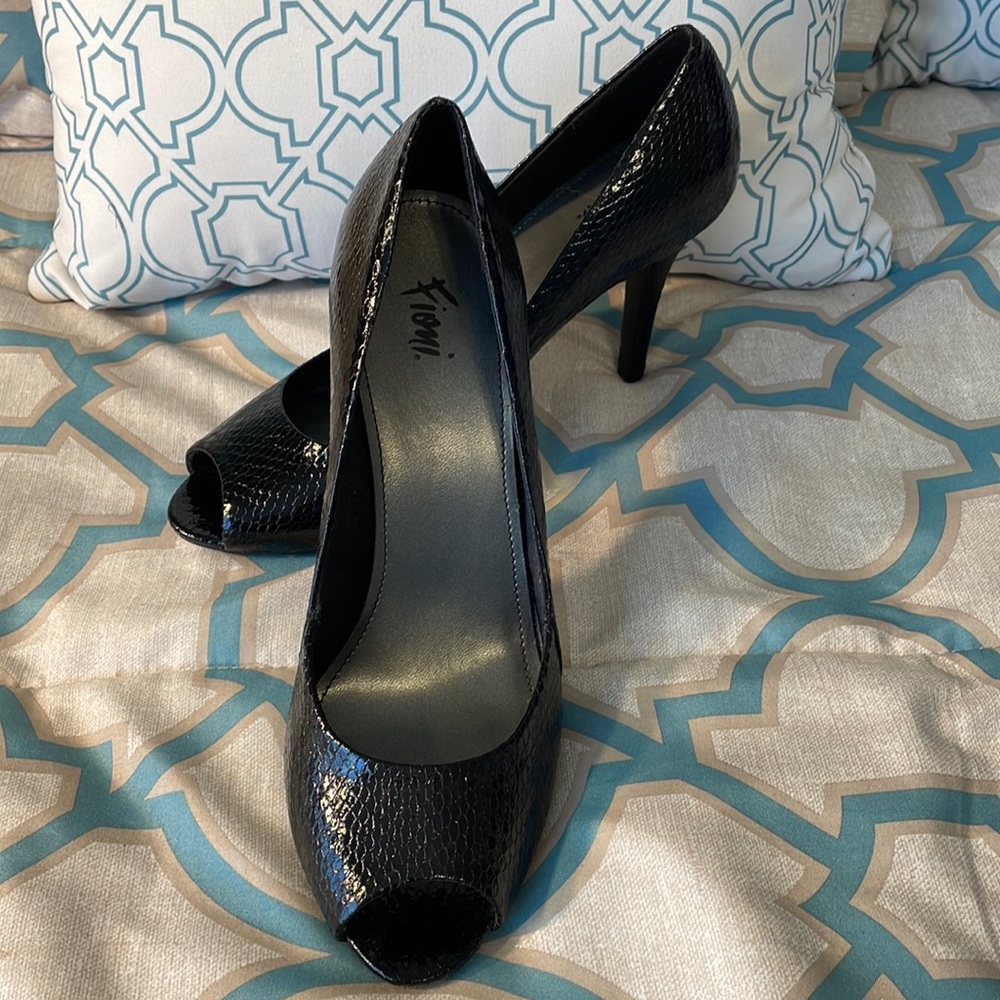 🆕 Fioni® Black Snack Texture Open Toe High Heel